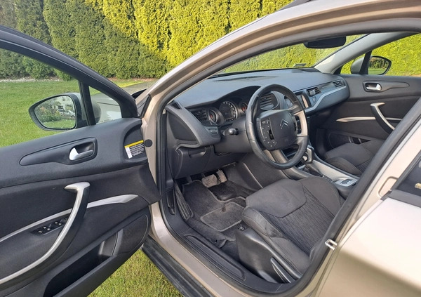 Citroen C5 cena 18900 przebieg: 330000, rok produkcji 2011 z Nowe Brzesko małe 121